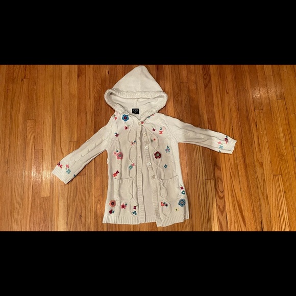 Super cute embroidered sweater - Girl’s - Picture 1 of 4